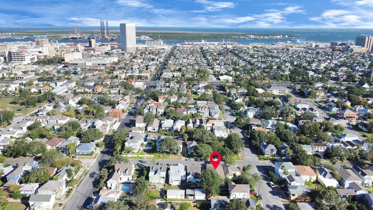 Cozy Historic Galveston House-8 Min Walk To Beach! エクステリア 写真